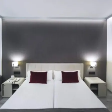 Hotel Sweet Renasa Valenza