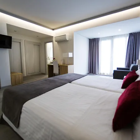 Sweet Renasa Hotel 3*
