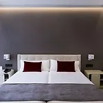 Sweet Renasa Hotel 3*