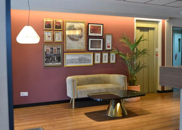 Sweet Renasa Hotel 3*